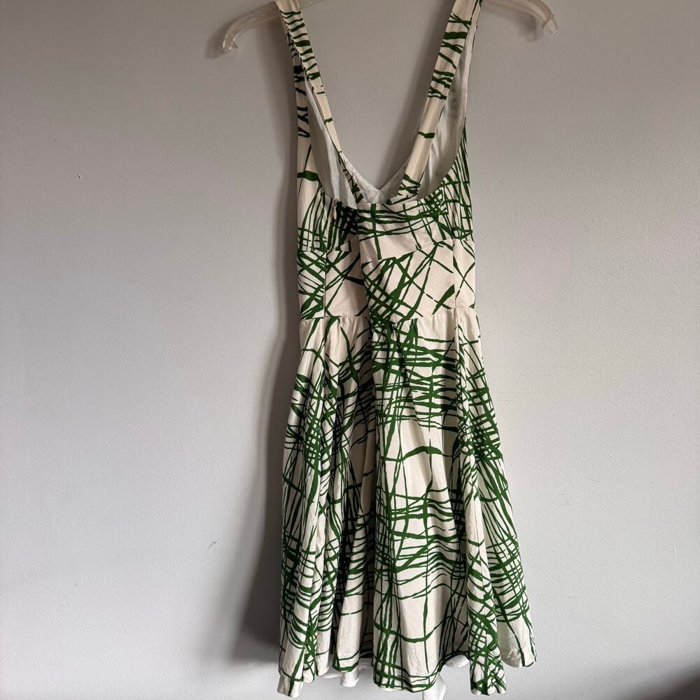 Zara Basic Dress - Flowy & Fun - Picture 2 of 6